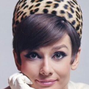 Vintage Bloomingdale’s Faux Fur Leopard pill box hat  1960s  XS/XXS